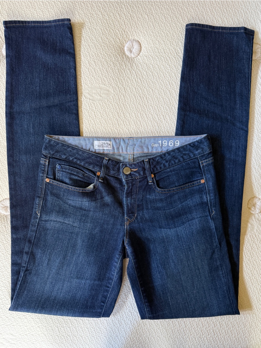 Gap Real Straight Jeans – Dark Wash